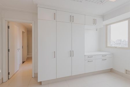 Apartamento à venda com 110m², 4 quartos e 5 vagasÁrea de Serviço
