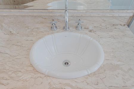 Apartamento à venda com 110m², 4 quartos e 5 vagasBanheiro da Suíte 2