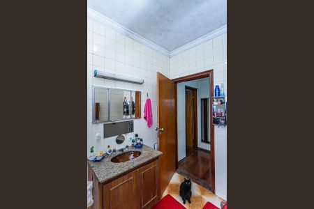 Apartamento à venda com 180m², 3 quartos e 2 vagasBanheiro