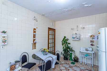 Apartamento à venda com 180m², 3 quartos e 2 vagasCozinha