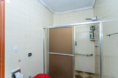 Apartamento à venda com 180m², 3 quartos e 2 vagasBanheiro suite