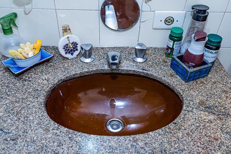 Apartamento à venda com 180m², 3 quartos e 2 vagasBanheiro