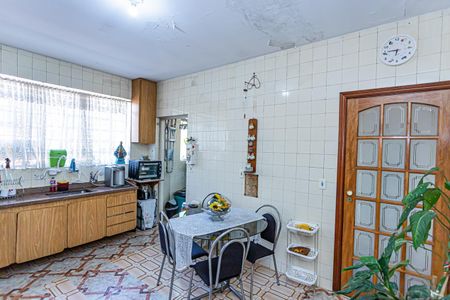 Apartamento à venda com 180m², 3 quartos e 2 vagasCozinha