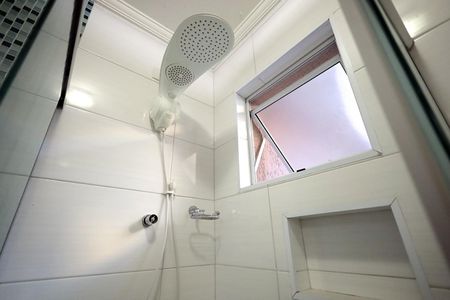 Casa à venda com 125m², 2 quartos e 2 vagas Casa à venda com 125m², 2 quartos e 2 vagasBanheiro Social