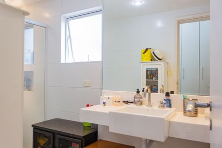 Apartamento à venda com 115m², 3 quartos e 2 vagasBanheiro da Suíte