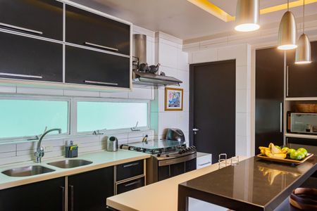 Apartamento à venda com 115m², 3 quartos e 2 vagasCozinha