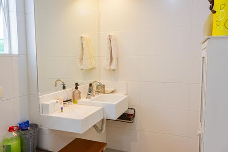 Apartamento à venda com 115m², 3 quartos e 2 vagasBanheiro da Suíte