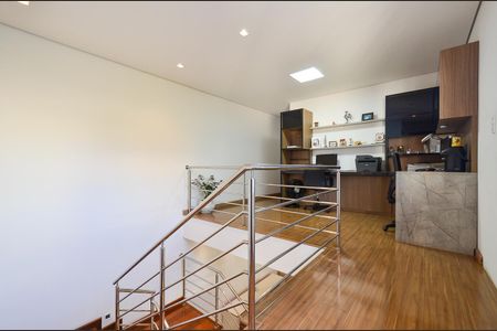 Casa à venda com 420m², 4 quartos e 6 vagas Casa à venda com 420m², 4 quartos e 6 vagasSala 2º Pavimento