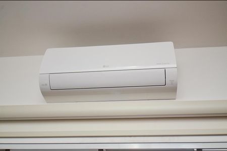 Casa à venda com 420m², 4 quartos e 6 vagas Casa à venda com 420m², 4 quartos e 6 vagasQuarto 2 - Detalhe