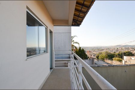 Casa à venda com 420m², 4 quartos e 6 vagas Casa à venda com 420m², 4 quartos e 6 vagasVaranda Quarto 3