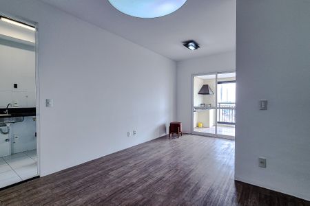 Apartamento à venda com 64m², 2 quartos e 1 vagaSala