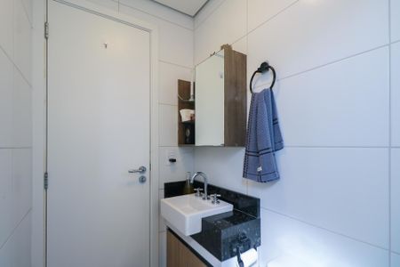 Apartamento à venda com 60m², 2 quartos e 2 vagasBanheiro Social