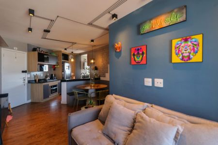 Apartamento à venda com 60m², 2 quartos e 2 vagasSala