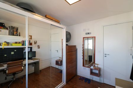 Apartamento à venda com 60m², 2 quartos e 2 vagasQuarto