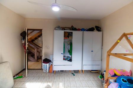 Casa à venda com 287m², 4 quartos e 3 vagasQuarto 2