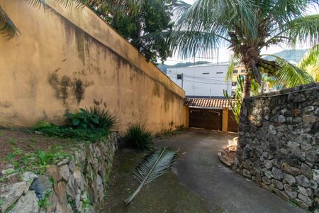 Casa à venda com 287m², 4 quartos e 3 vagasÁrea externa