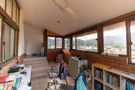 Casa à venda com 287m², 4 quartos e 3 vagasQuarto 3