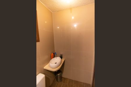 Casa à venda com 287m², 4 quartos e 3 vagasBanheiro de Serviço