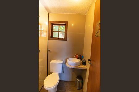 Casa à venda com 287m², 4 quartos e 3 vagasBanheiro de Serviço