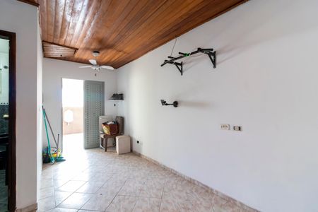 Casa à venda com 80m², 3 quartos e 2 vagasSuíte 2