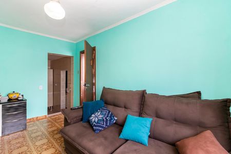 Casa à venda com 80m², 3 quartos e 2 vagasSala de Estar