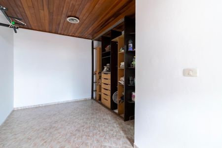 Casa à venda com 80m², 3 quartos e 2 vagasSuíte 2