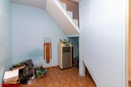 Casa à venda com 80m², 3 quartos e 2 vagasQuarto de Serviço