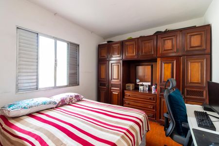 Casa à venda com 80m², 3 quartos e 2 vagasQuarto 3