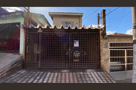 Casa à venda com 400m², 3 quartos e 2 vagasFachada e Placa