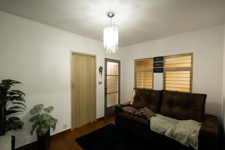 Sala de casa à venda com 3 quartos, 400m² em Cangaiba, São Paulo