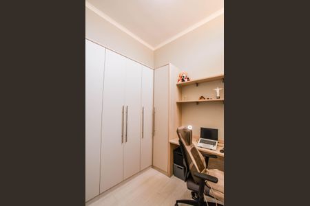 Casa à venda com 128m², 2 quartos e 3 vagas Casa à venda com 128m², 2 quartos e 3 vagasQuarto 1