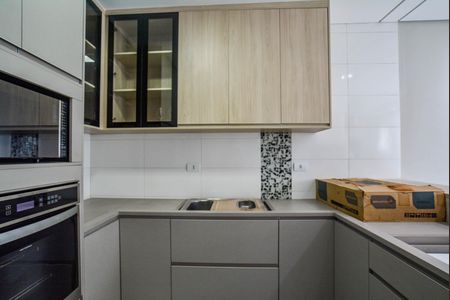 Casa à venda com 128m², 2 quartos e 3 vagas Casa à venda com 128m², 2 quartos e 3 vagasCozinha