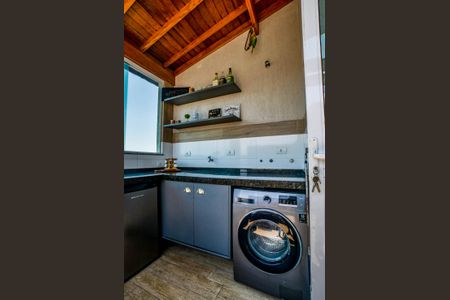 Casa à venda com 128m², 2 quartos e 3 vagas Casa à venda com 128m², 2 quartos e 3 vagasÁrea de Serviço