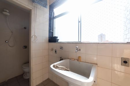 Apartamento à venda com 72m², 2 quartos e 1 vagaÁrea de Serviço