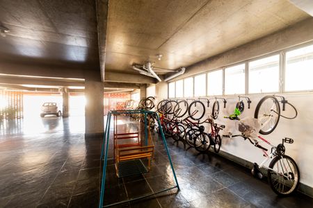 Apartamento à venda com 72m², 2 quartos e 1 vagaÁrea comum