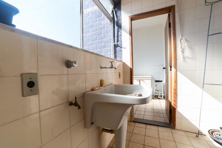 Apartamento à venda com 72m², 2 quartos e 1 vagaÁrea de Serviço