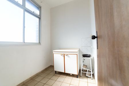 Apartamento à venda com 72m², 2 quartos e 1 vagaQuarto de Serviço