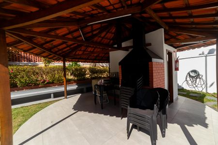 Apartamento à venda com 72m², 2 quartos e 1 vagaÁrea comum - Churrasqueira