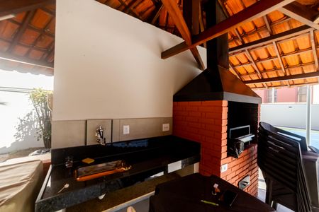 Apartamento à venda com 72m², 2 quartos e 1 vagaÁrea comum - Churrasqueira