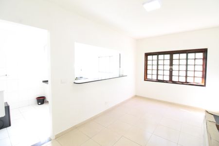 Casa para alugar com 450m², 4 quartos e 4 vagasSala 5