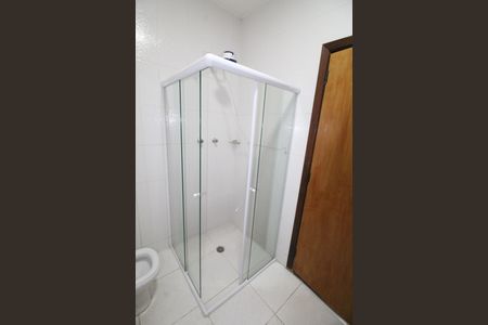 Casa para alugar com 450m², 4 quartos e 4 vagasBanheiro 1