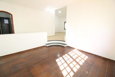 Casa para alugar com 450m², 4 quartos e 4 vagasSala 2