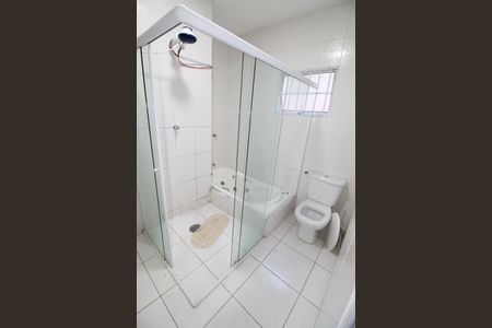 Casa para alugar com 450m², 4 quartos e 4 vagasBanheiro da Suíte 1