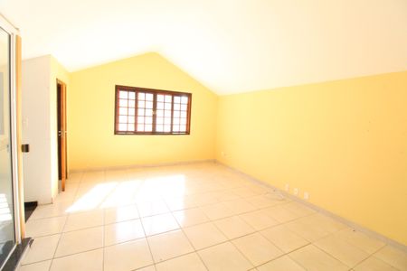 Casa para alugar com 450m², 4 quartos e 4 vagasSala 3