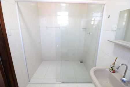 Casa para alugar com 450m², 4 quartos e 4 vagasBanheiro da Suíte 2