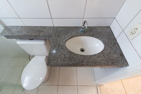 Casa de condomínio para alugar com 90m², 3 quartos e 2 vagasBanheiro da Suíte