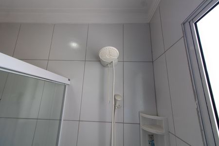 Casa de condomínio para alugar com 90m², 3 quartos e 2 vagasBanheiro Social