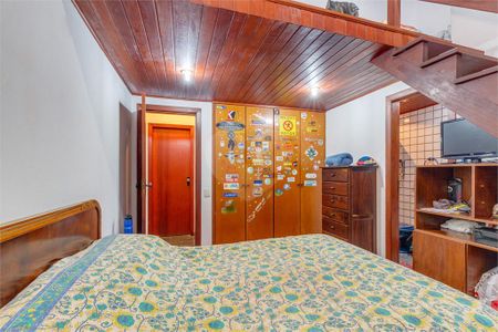 Casa à venda com 3 quartos, 250m² em Jardim Marajoara, São Paulo