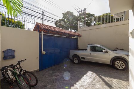 Casa à venda com 270m², 3 quartos e 2 vagasGaragem