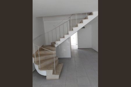 Casa à venda com 124m², 3 quartos e 1 vaga